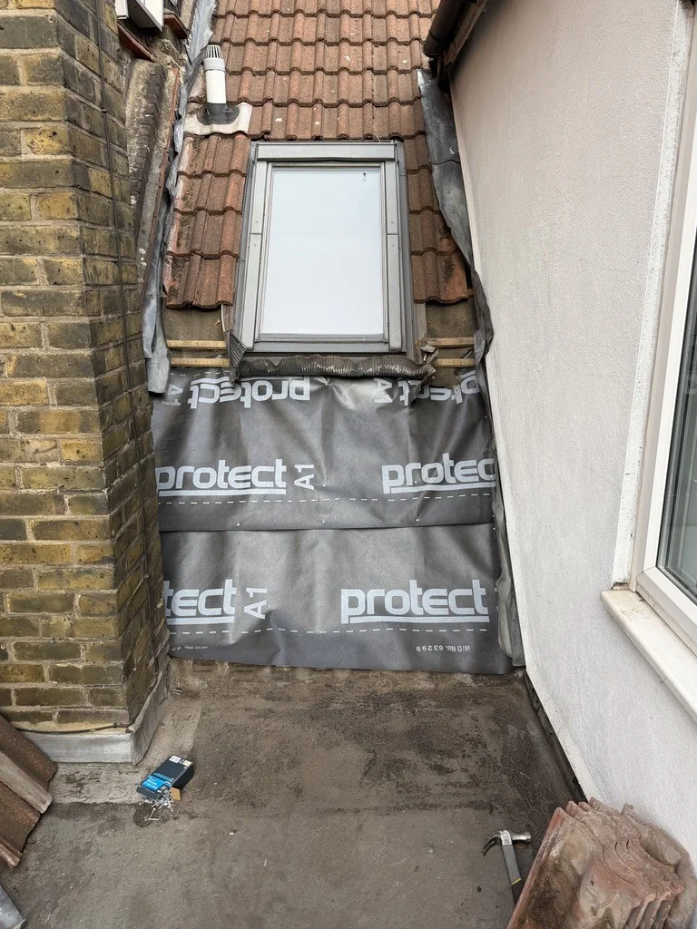 Replacement breathable roofing membrane fitted below the rooflight.